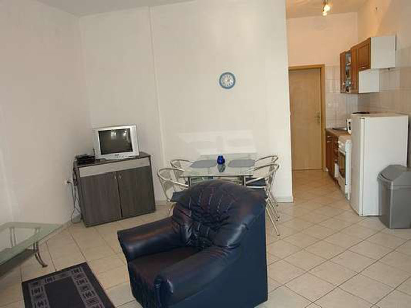 Vila 1323-182