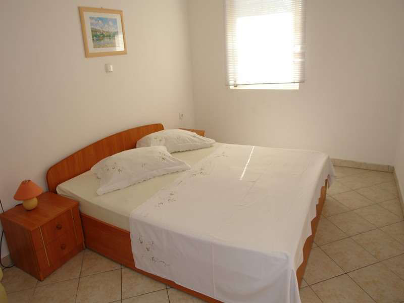 Vila 1323-182
