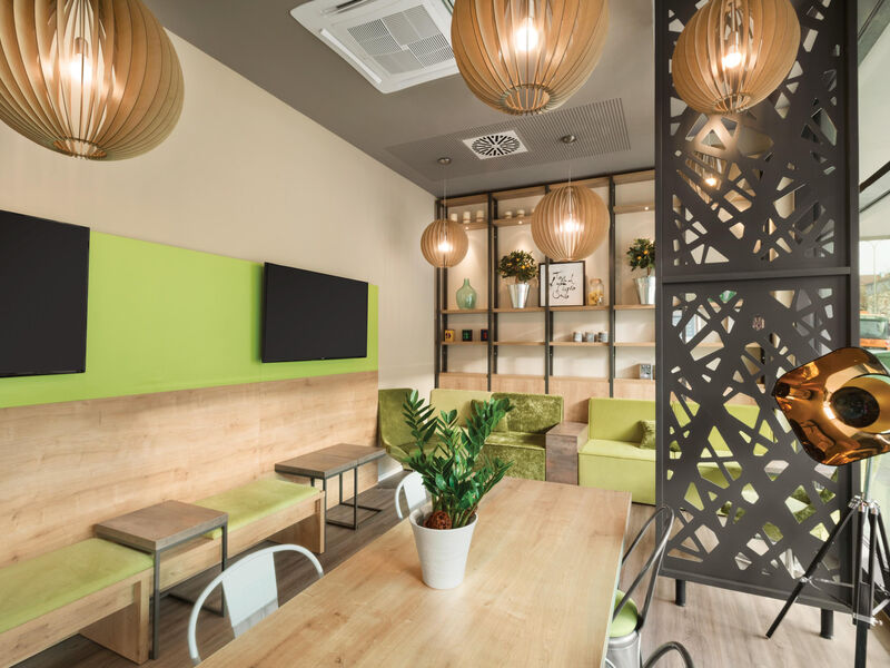Hotel Super 8 Munich City West