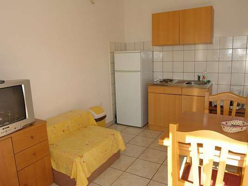 Vila 1323-182