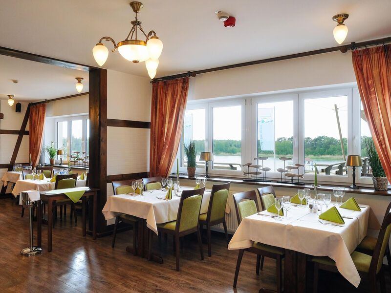 Hotel am Bernsteinsee