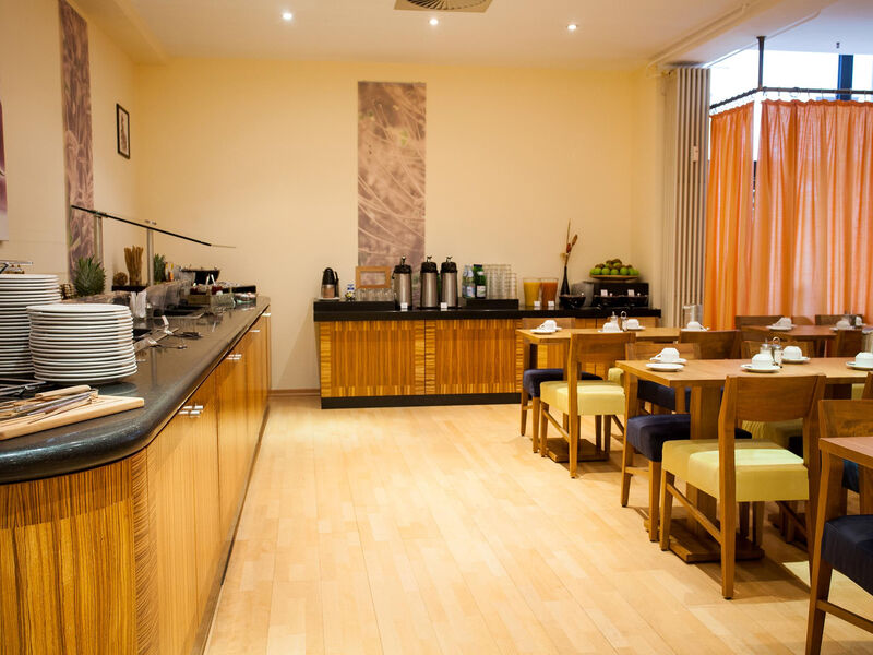 Centro Hotel Celler Tor