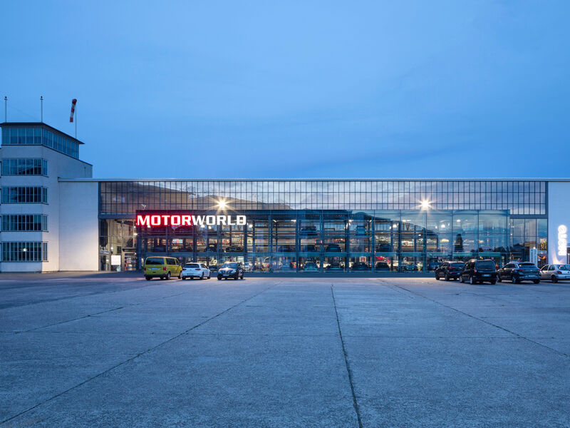 V8 Hotel Köln at MOTORWORLD