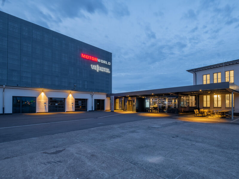 V8 Hotel Köln at MOTORWORLD