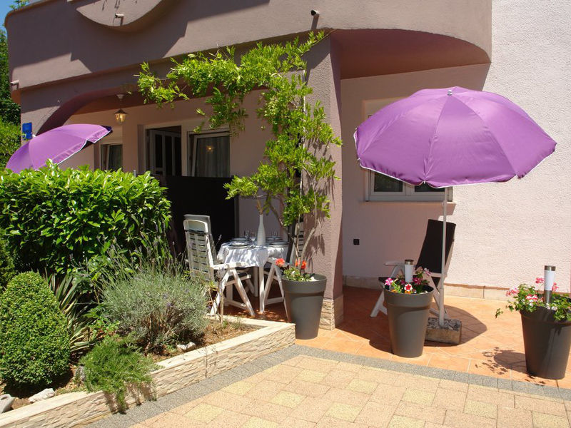 Vila 1323-183