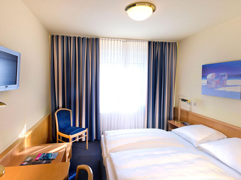Hotel TRYP by Wyndham Lübeck Aquamarin