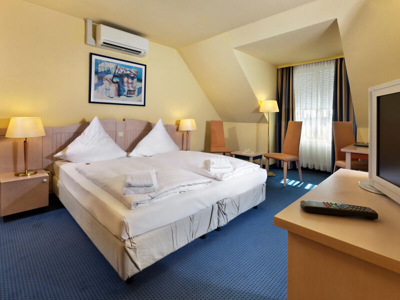 Hotel TRYP by Wyndham Lübeck Aquamarin