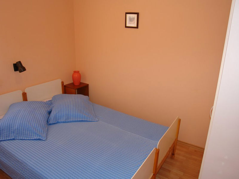Vila 1323-183