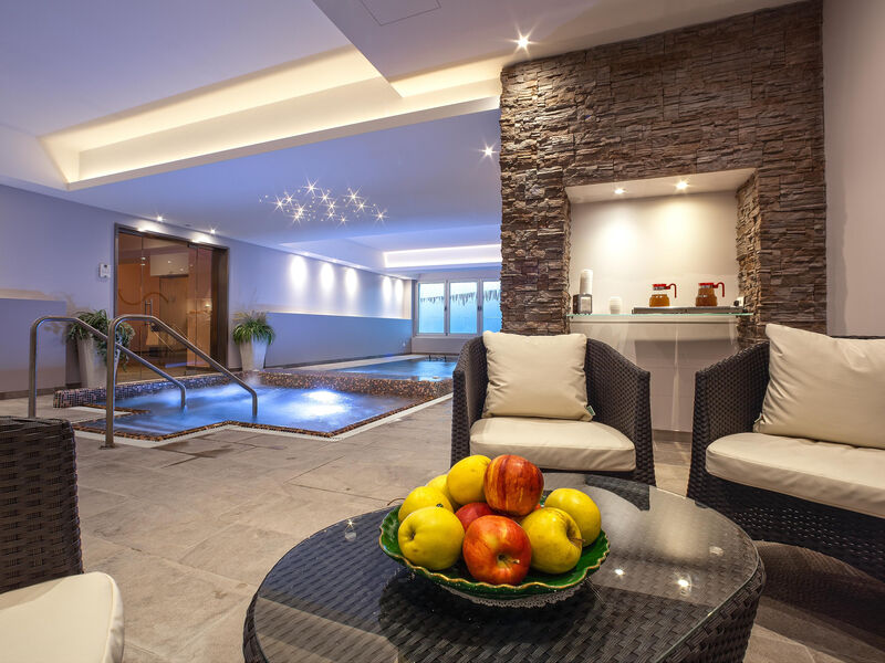 Hotel Bristol Buja