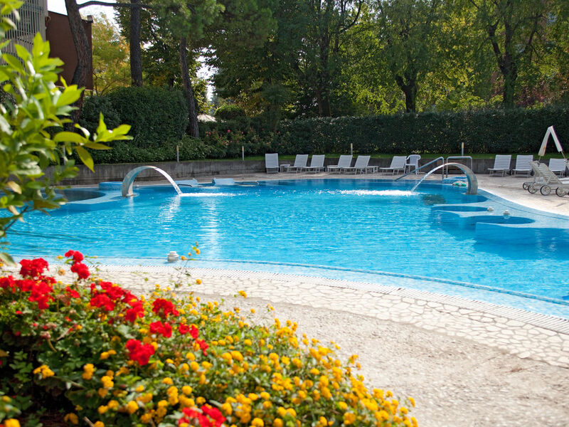 Hotel Bristol Buja