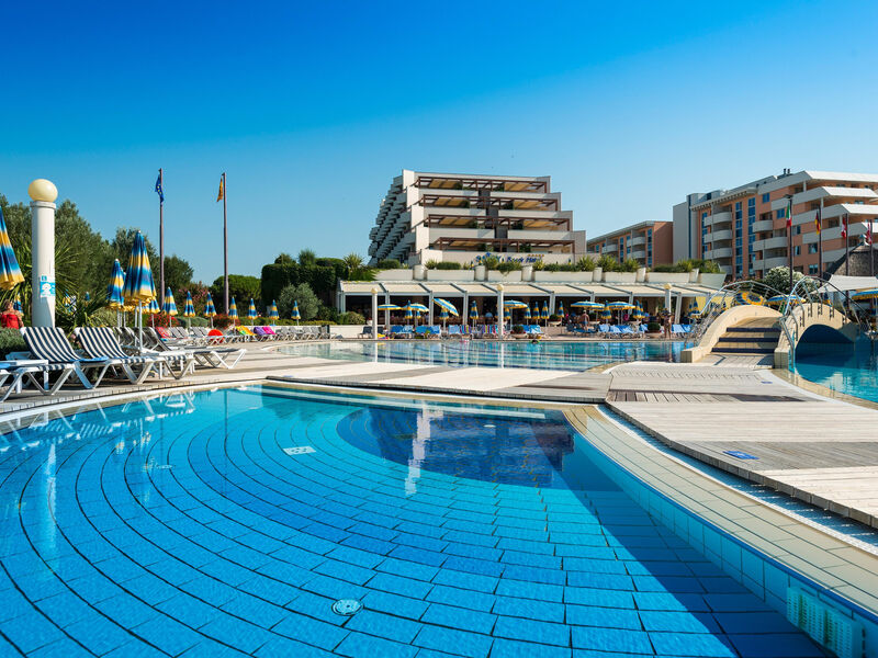 Savoy Beach Hotel & Thermal Spa