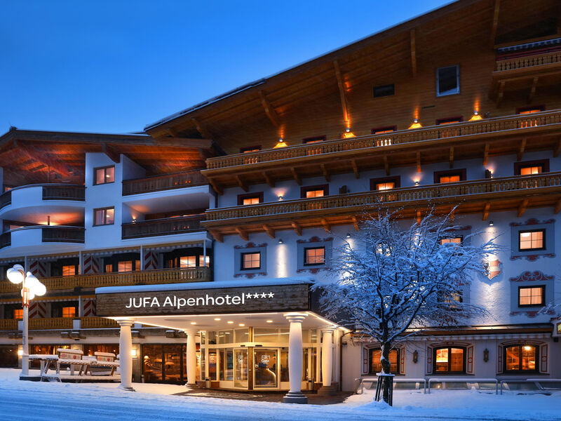 JUFA Alpenhotel Saalbach