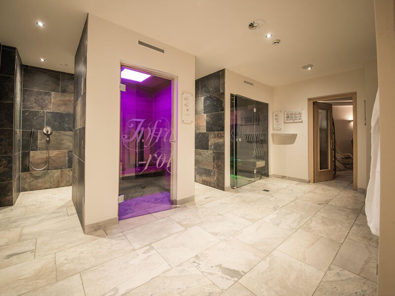 Arlen Lodge Hotel