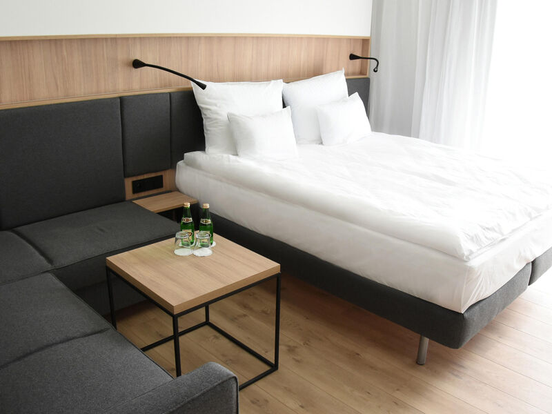Shuum Hotel