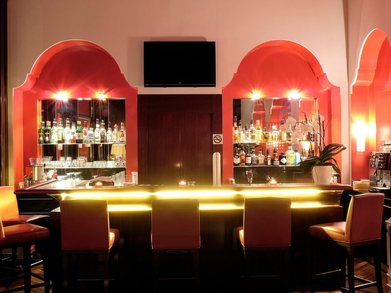 Hotel Restaurant Bellevue au Lac  sup.