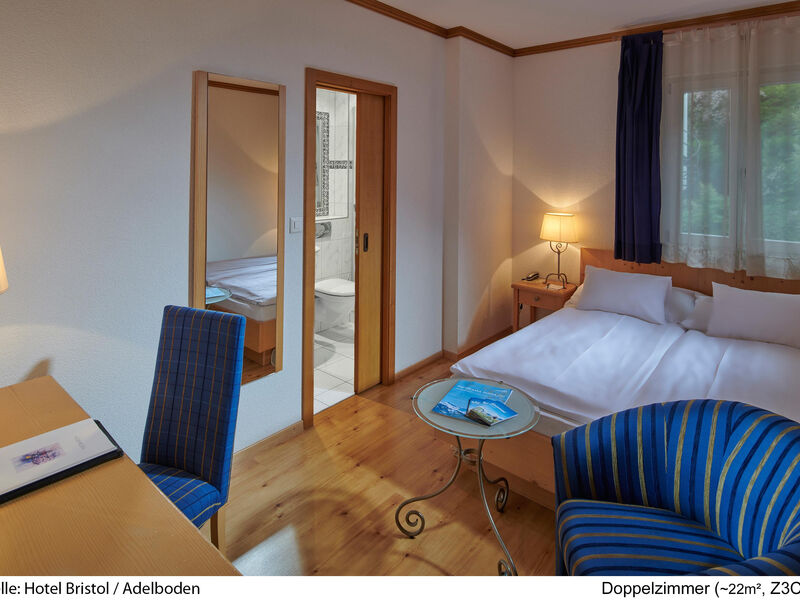 Hotel Bristol s