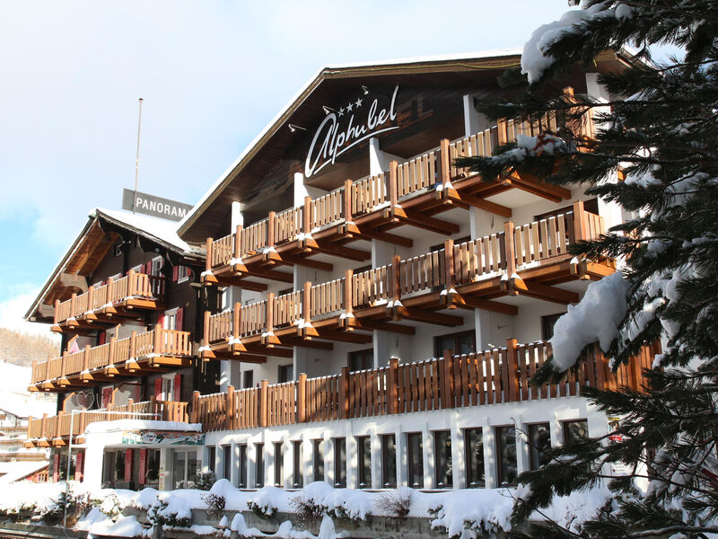 Swiss Family Hotel Alphubel