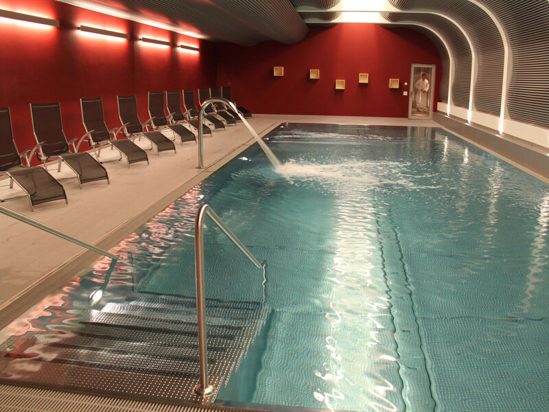 Le Mirabeau Hotel & Spa