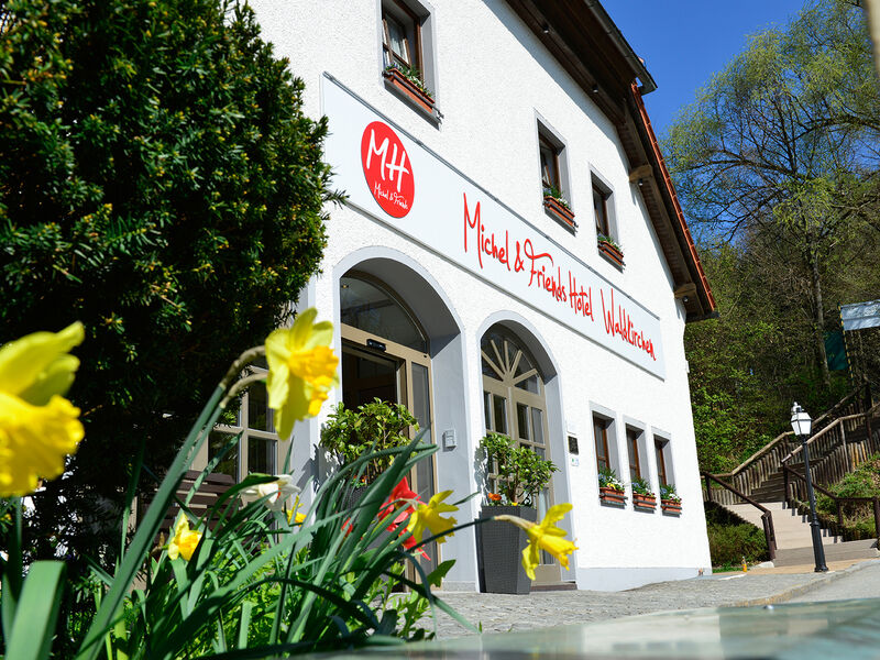 Michel & Friends Hotel Waldkirchen  sup.