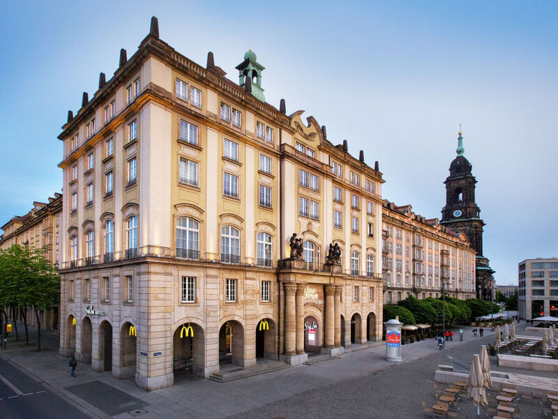 Star Inn Hotel Premium Dresden im Haus Altmarkt, by Quality