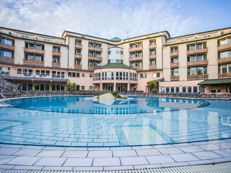 Lotus Therme Hotel & Spa
