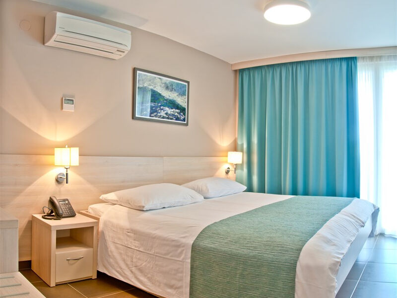 Plaža Sunny Hotel + Lopar Hotel