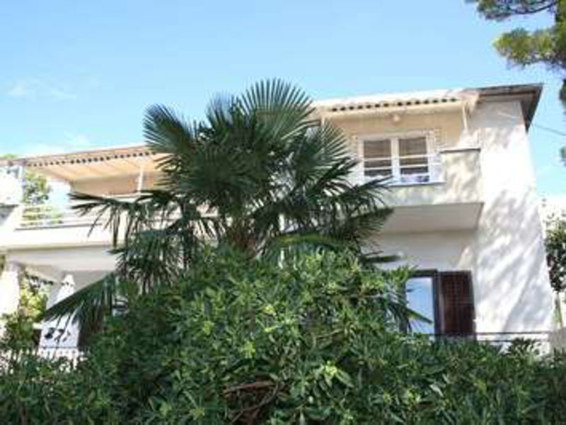 Vila 1323-204