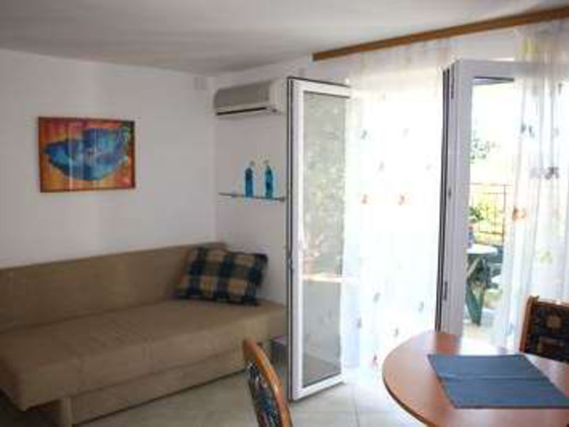 Vila 1323-206
