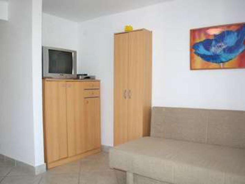Vila 1323-206