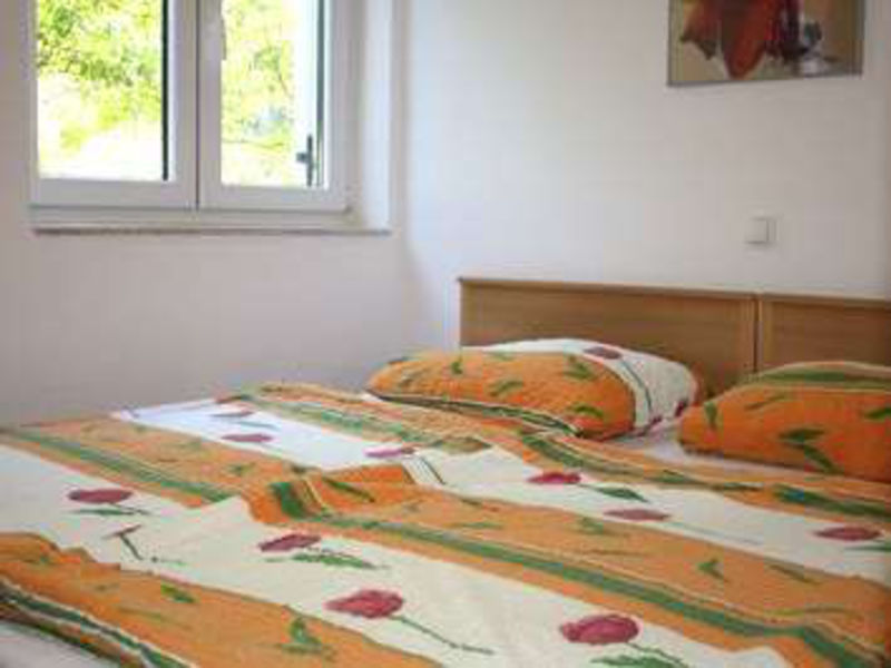 Vila 1323-206