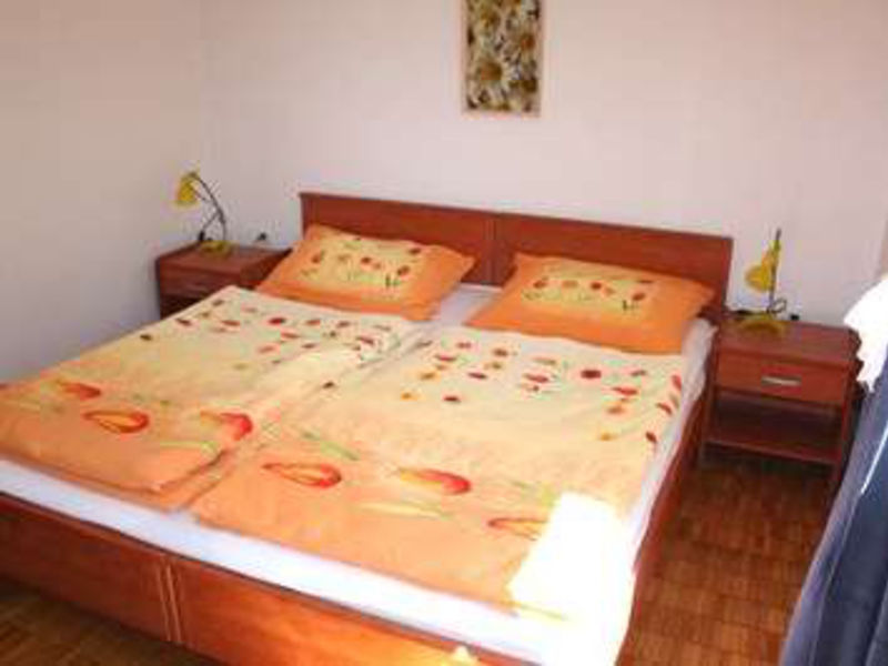 Vila 1323-206