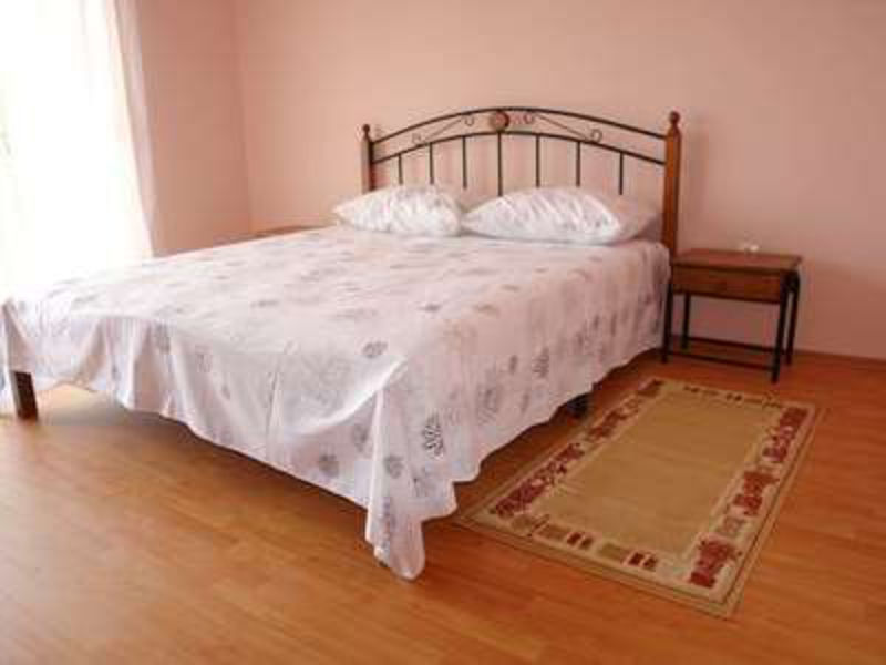 Vila 1323-227