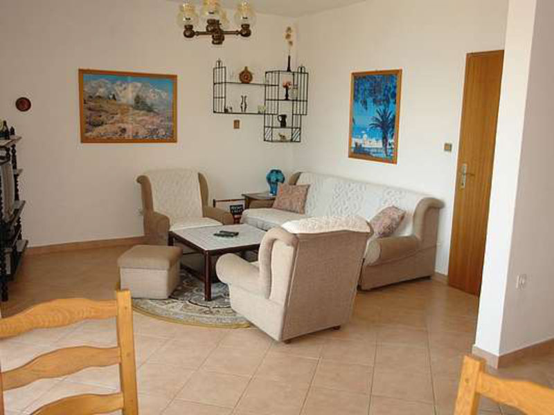 Vila 1323-237