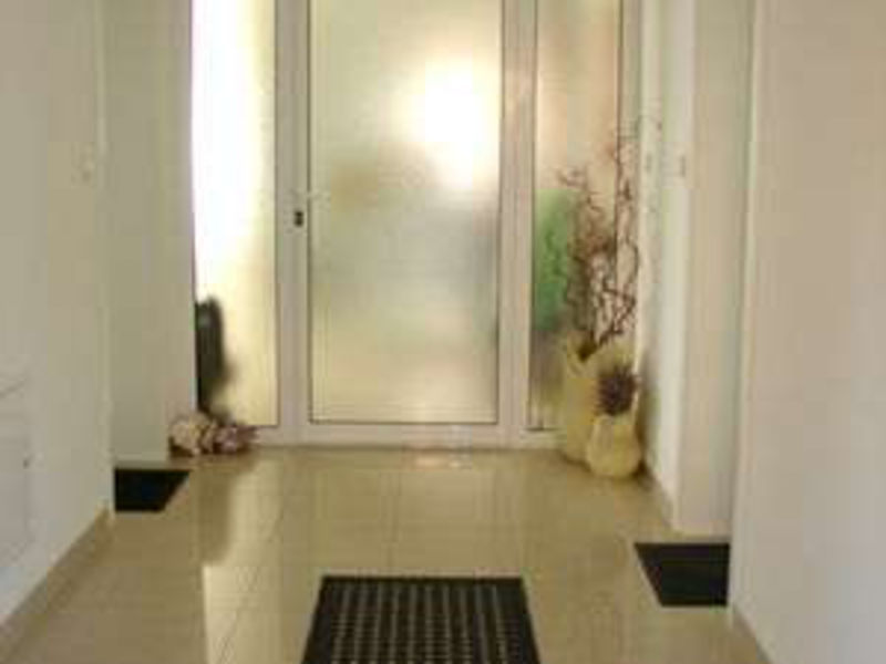 Vila 1323-240