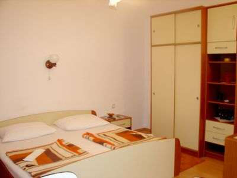 Vila 1323-240