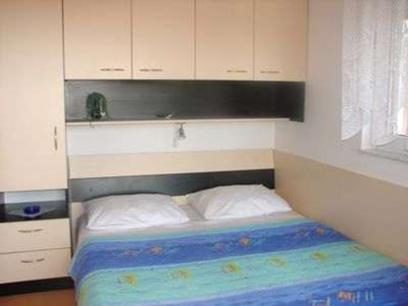 Vila 1323-240