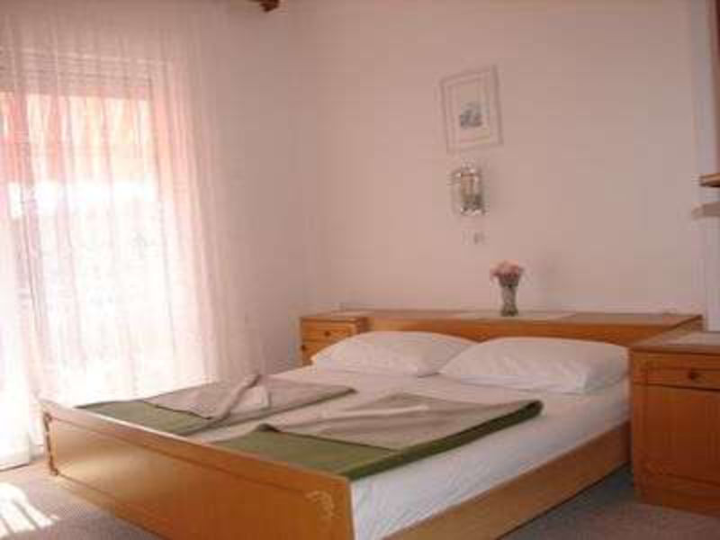Vila 1323-240