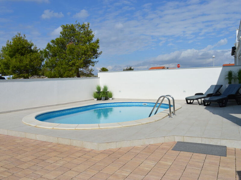 Vila 1355-3064