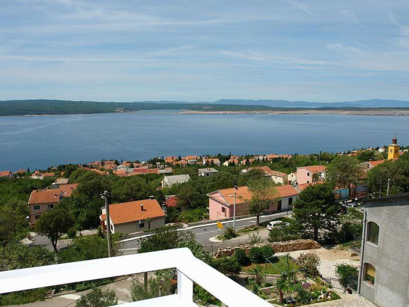 Vila 1323-242