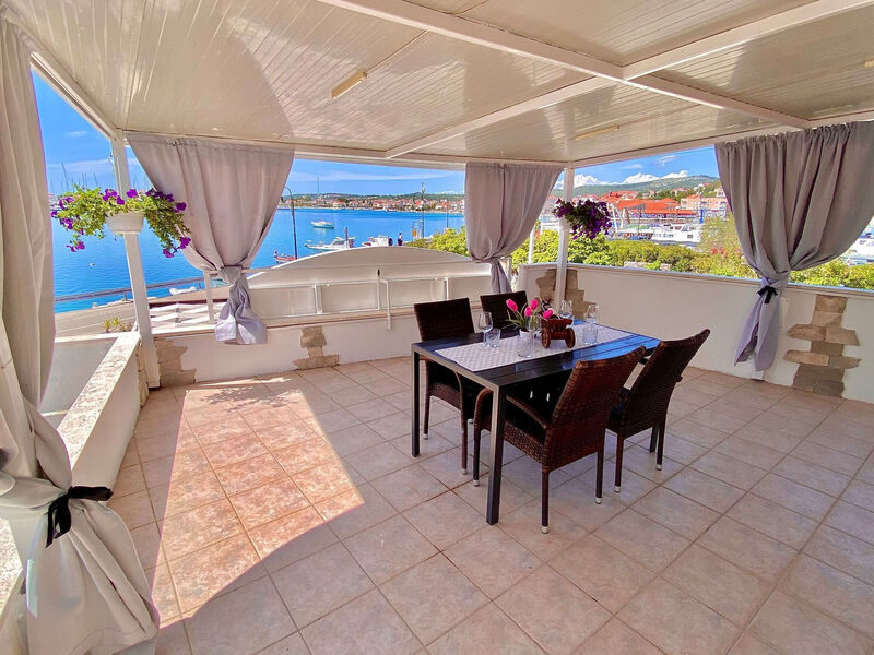 Apartmány 1355-3571