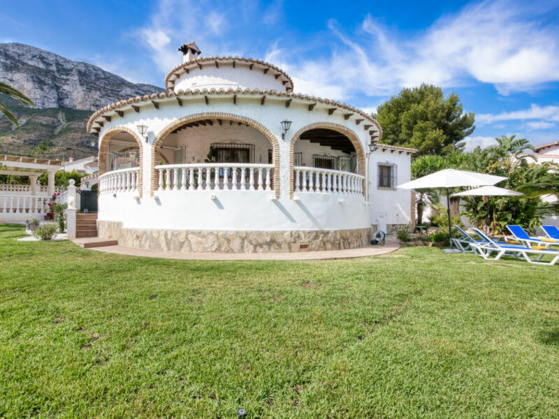 Villa Jolanda