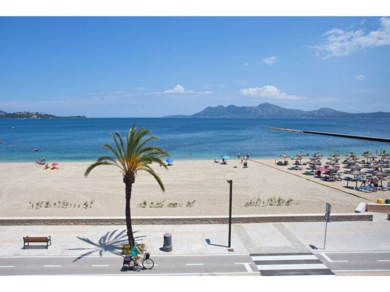 Galeon Suites
