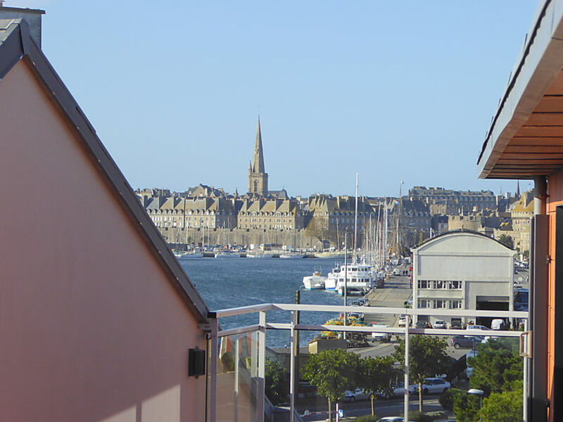 Les Allées Du Port
