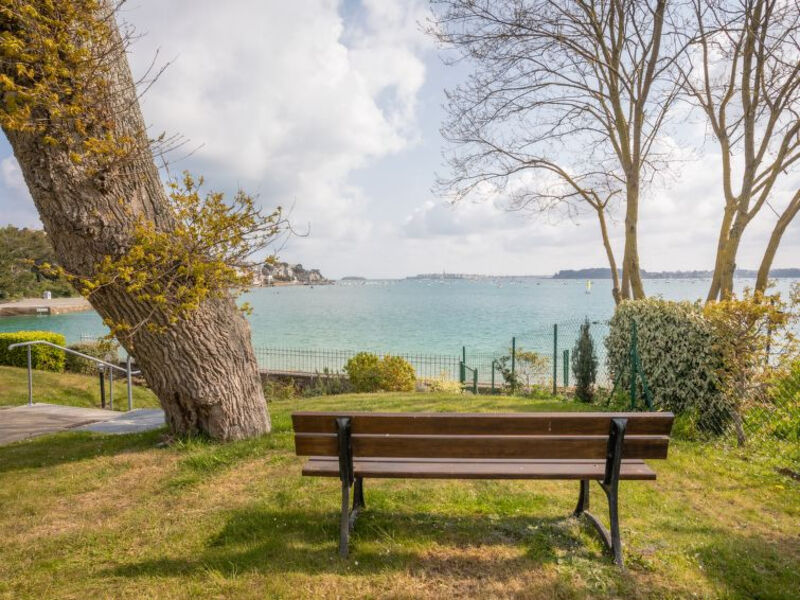 Le Parc Du Prieuré