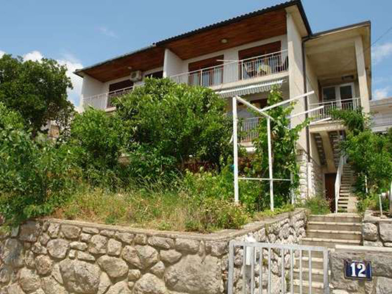 Vila 1323-288