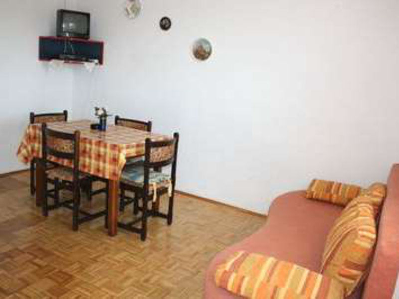 Vila 1323-299