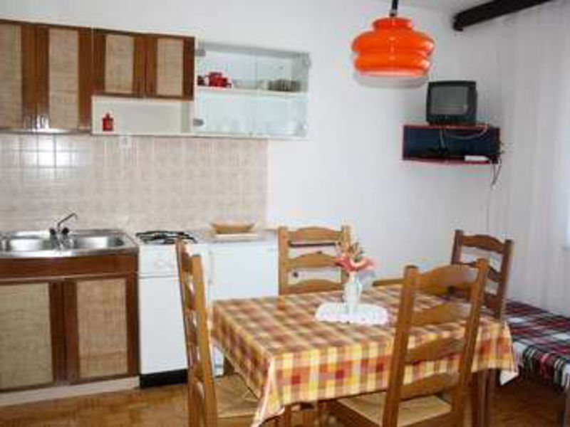 Vila 1323-299