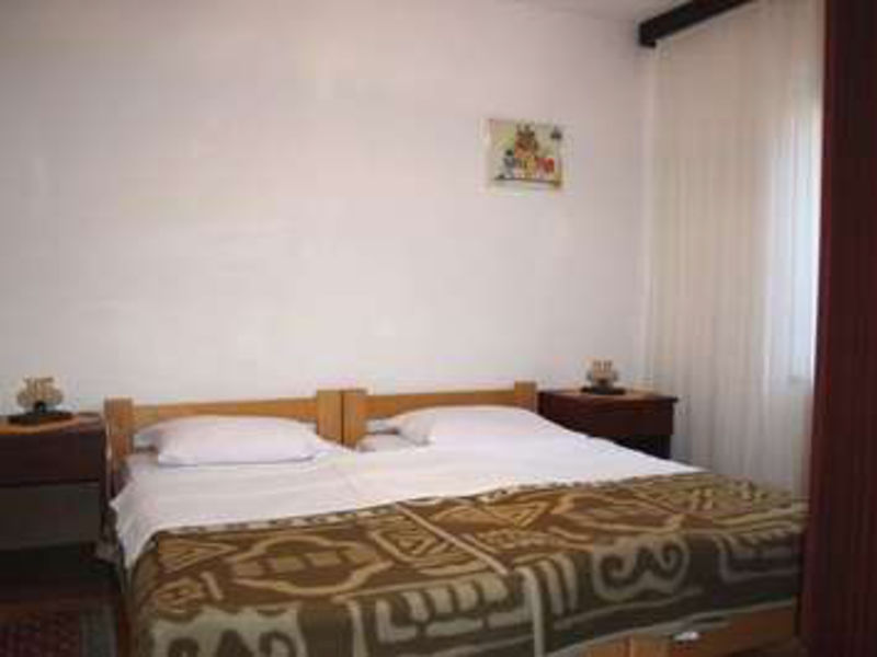 Vila 1323-299