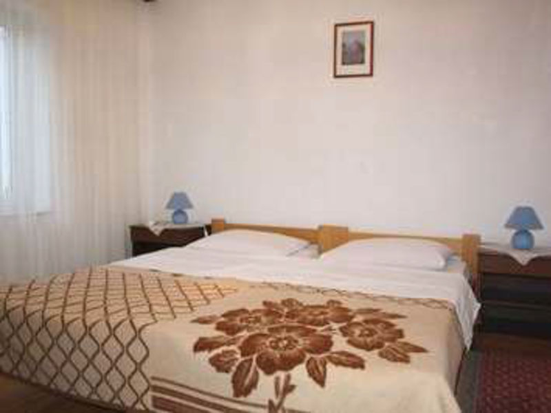 Vila 1323-299