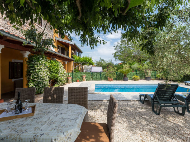 Villa Lucky